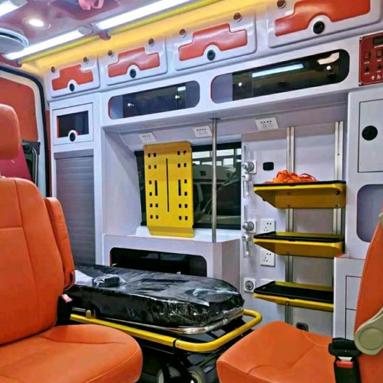 三元长途救护车护送病人租赁价格